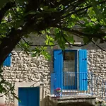 Panzió Le Parfum Bleu *