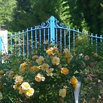 Le Parfum Bleu *