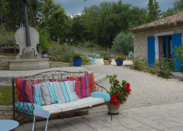 Le Parfum Bleu Bed & Breakfast *